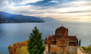 Familienurlaub in Mazedonien - Kirche St. Johannes bei Ohrid am Ohridsee in Makedonien