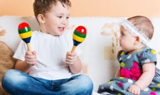 Frühkindliche Musikerziehung und musikalische Früherziehung