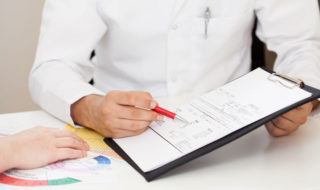 Pap-Test mit Pap-Abstrich und Pap-Befund zur Krebsfrüherkennung bei der Vorsorgeuntersuchung