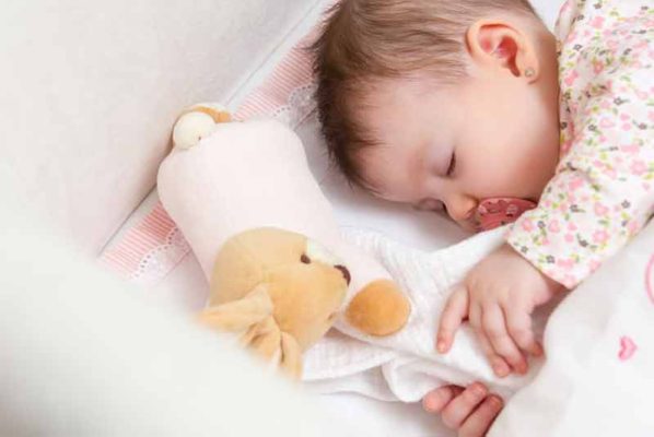 Babybett oder Stubenwagen für den Anfang?