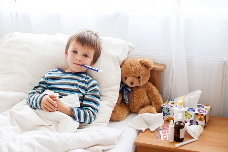 Wenn das Baby oder Kind im Urlaub während einer Reise krank wird