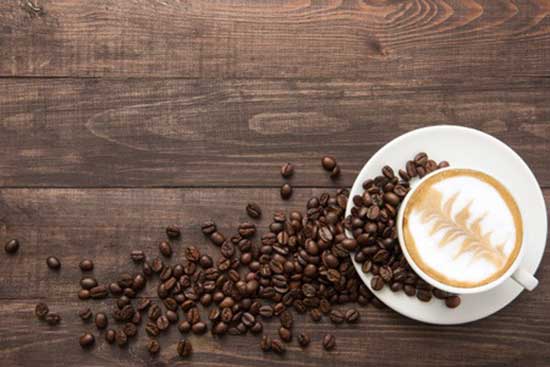 Kaffee aus der Kaffeekapsel-Maschine