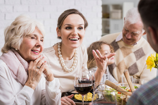 Das passende Outfit zu Familienfeiern
