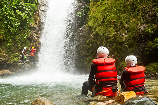 Familien-Canyoning: Eine Tour mit Kindern planen