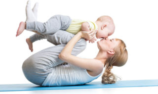 Mama & Baby Yoga
