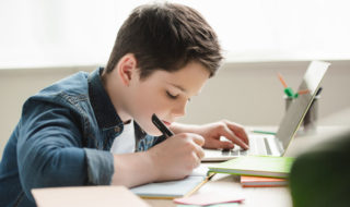 Geeigneter Laptop für Kinder