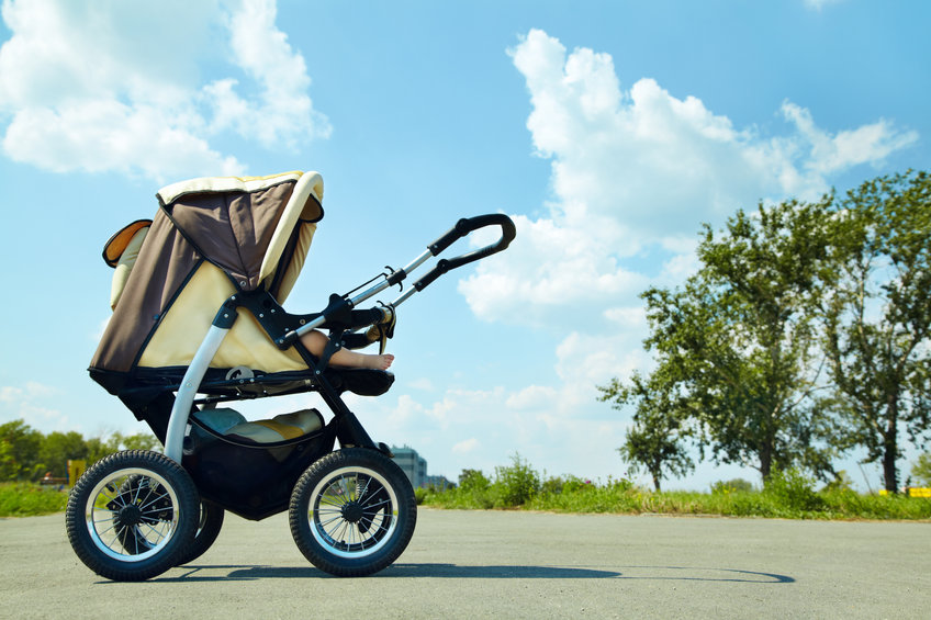 Mit dem Kinderwagen auf Reisen: Der stressfreie Urlaub durch den richtigen Kinderwagen