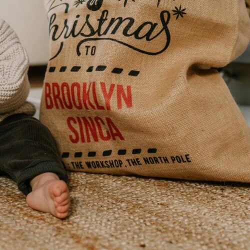 Weihnachtsstrümpfe mit Namen: personalisierte Weihnachtssocken als Geschenkidee
